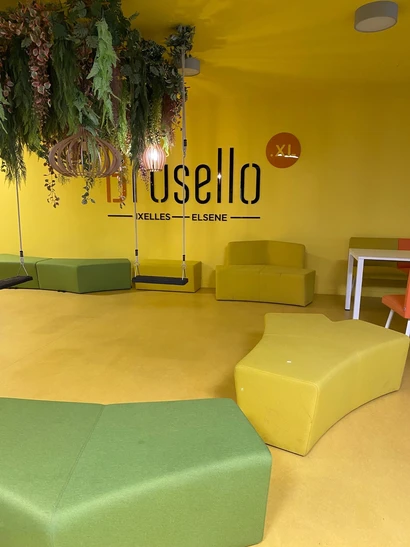 Brusello XL entrance